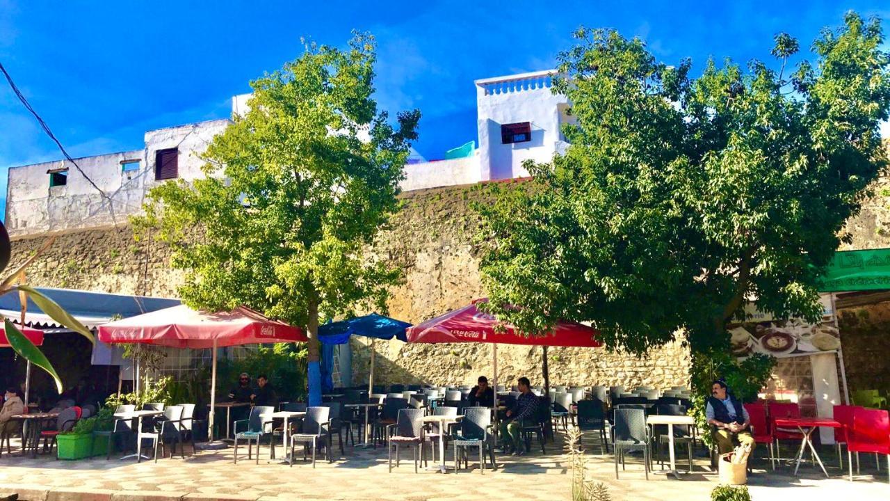 Soleado Apartamento Al Lado De La Preciosa Medina , A 3 Minutos De La Playa Andando I Асила Екстериор снимка