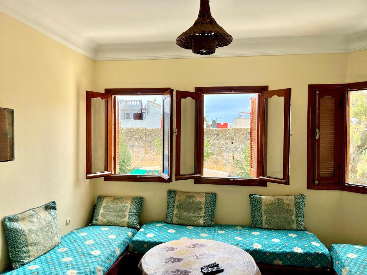 Soleado Apartamento Al Lado De La Preciosa Medina , A 3 Minutos De La Playa Andando I Асила Екстериор снимка
