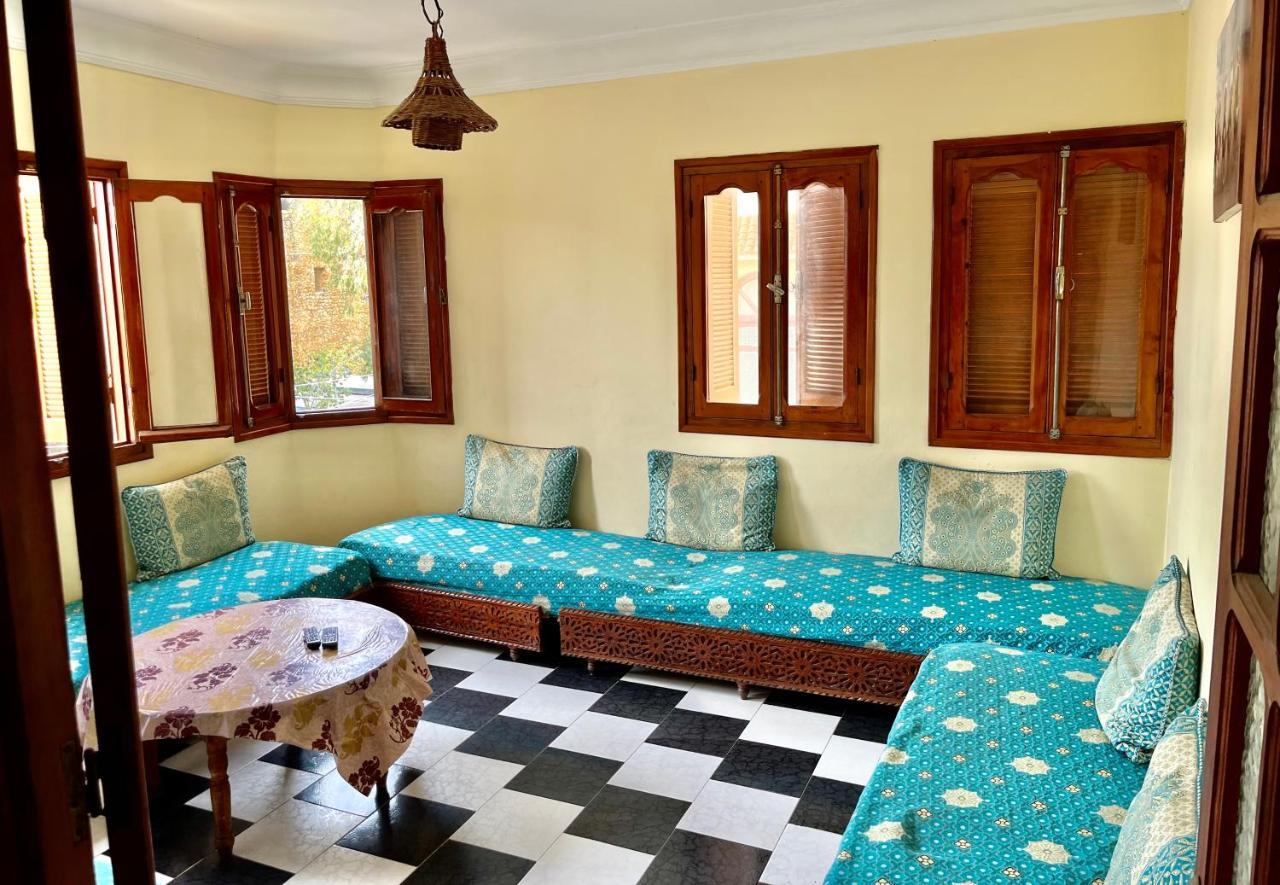Soleado Apartamento Al Lado De La Preciosa Medina , A 3 Minutos De La Playa Andando I Асила Екстериор снимка