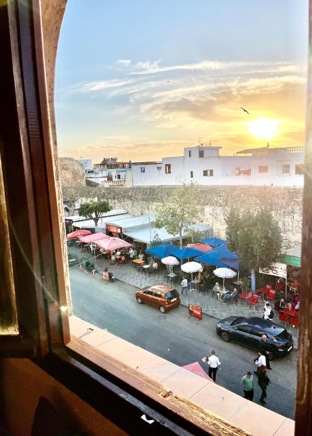 Soleado Apartamento Al Lado De La Preciosa Medina , A 3 Minutos De La Playa Andando I Асила Екстериор снимка