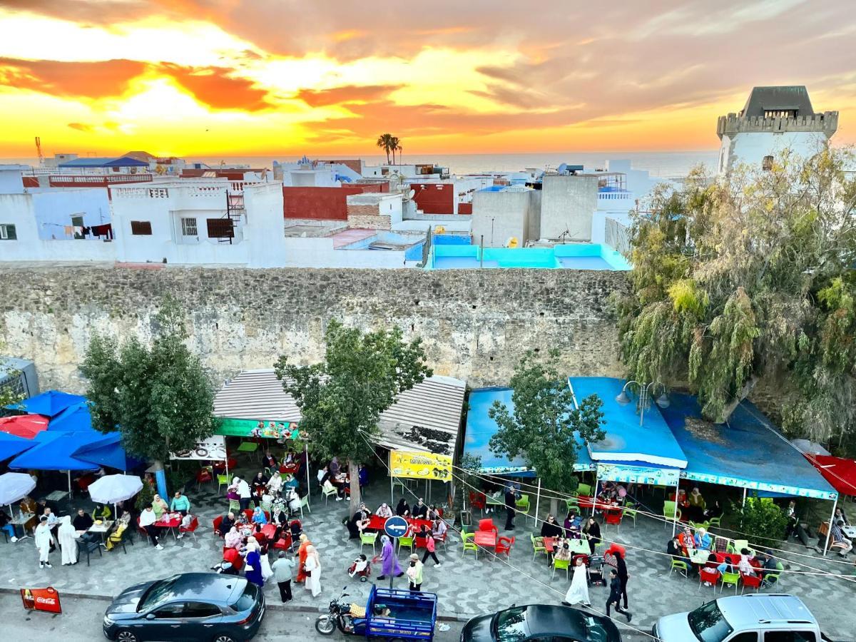 Soleado Apartamento Al Lado De La Preciosa Medina , A 3 Minutos De La Playa Andando I Асила Екстериор снимка